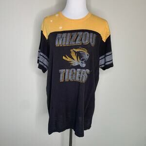 Mizzou Distressed Colorblock T Shirt Sz Medium